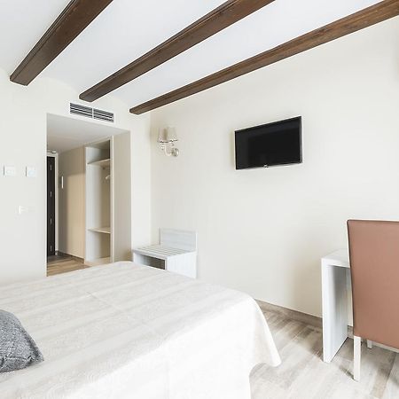 Hotel Atiana الباراثين المظهر الخارجي الصورة