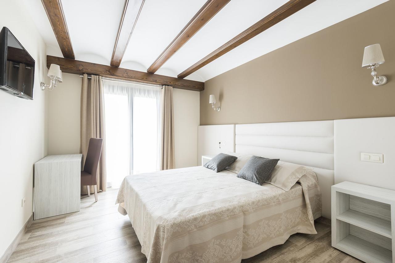 Hotel Atiana الباراثين المظهر الخارجي الصورة