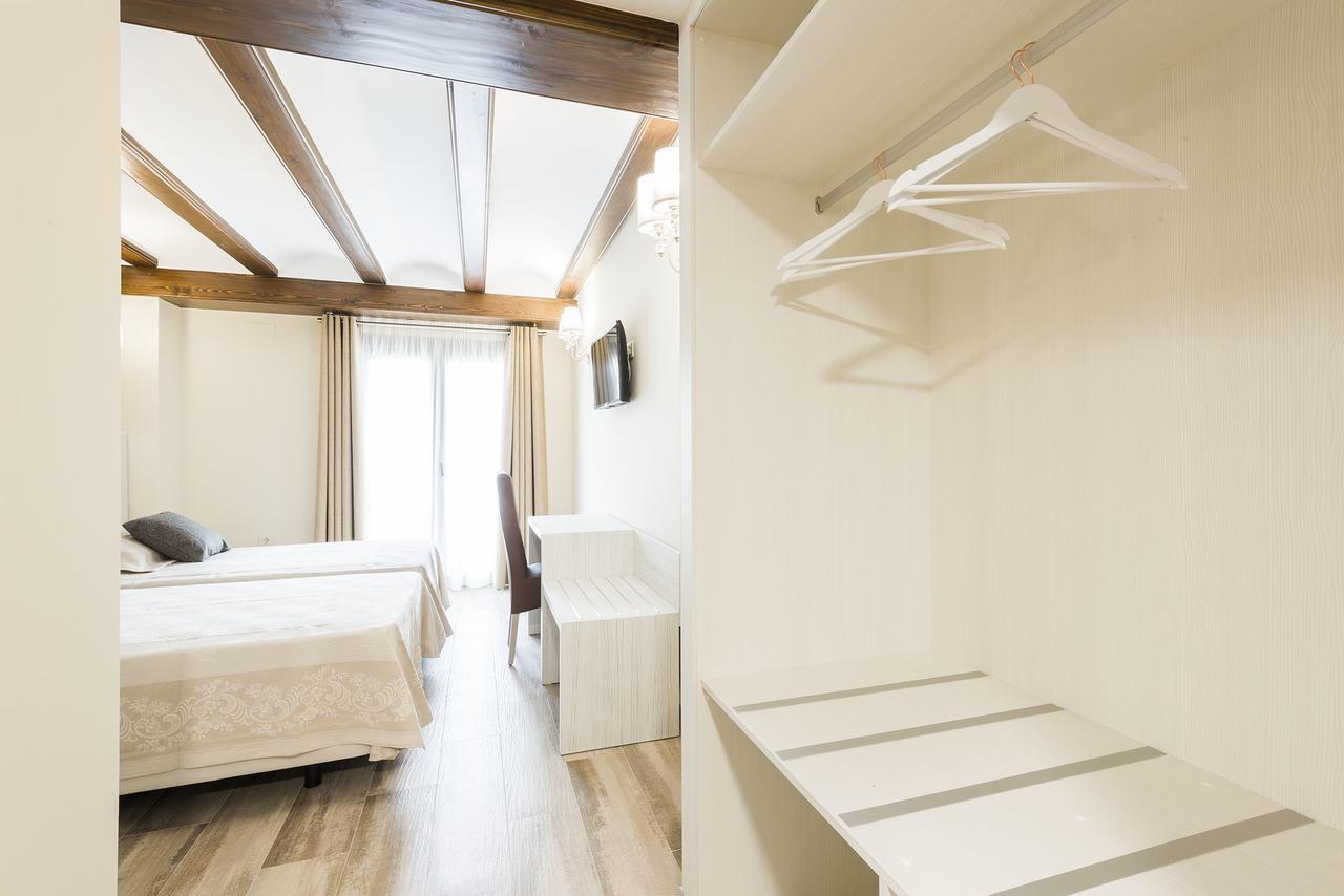 Hotel Atiana الباراثين المظهر الخارجي الصورة